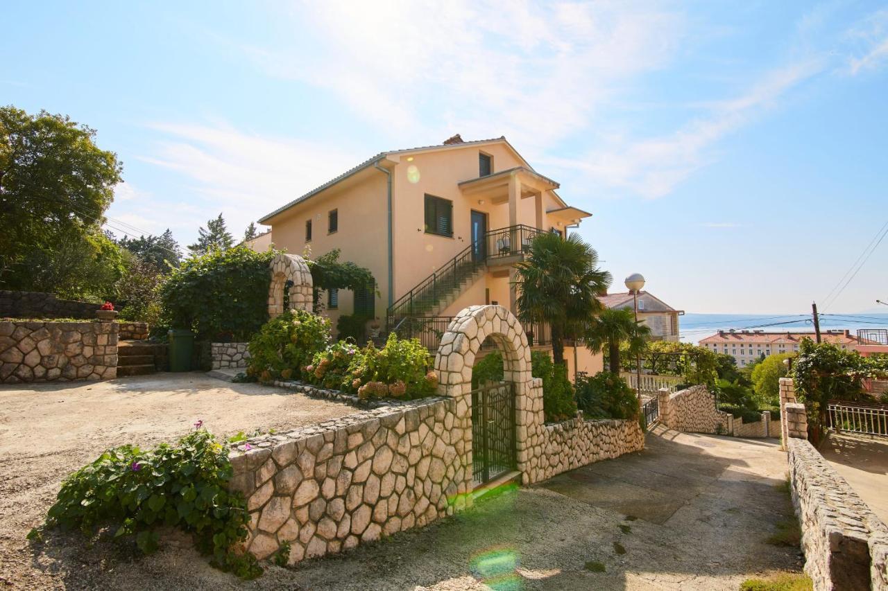 Apartments And Rooms With Parking Space Crikvenica - 19125 المظهر الخارجي الصورة