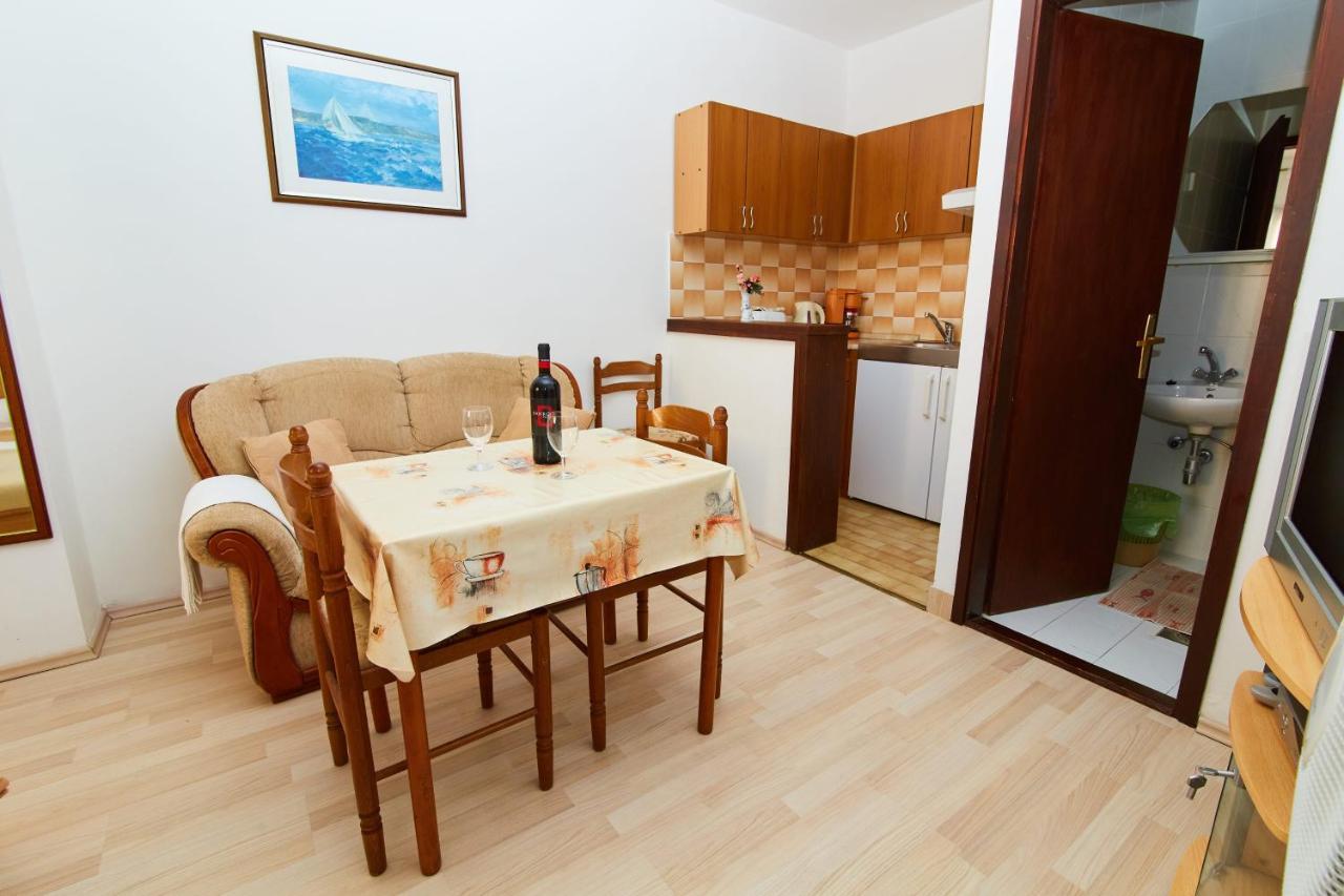 Apartments And Rooms With Parking Space Crikvenica - 19125 المظهر الخارجي الصورة