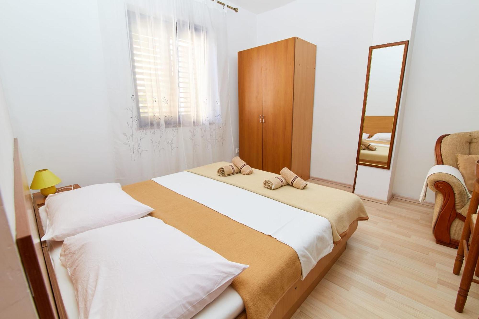 Apartments And Rooms With Parking Space Crikvenica - 19125 الغرفة الصورة